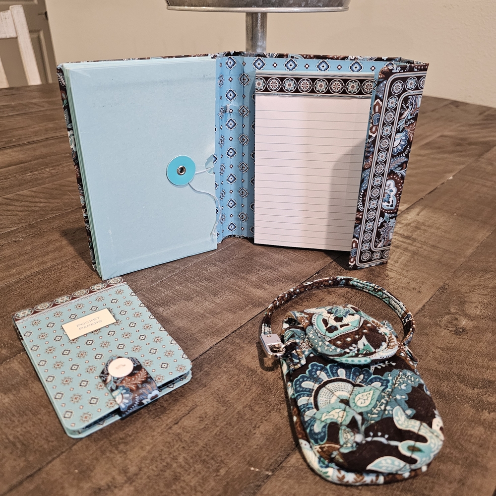 Vera Bradley Java Blue (Retired Spring 2006) Cell Phone Case NWT And 2 note pads